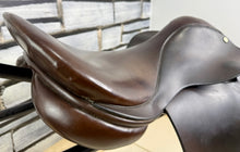 Load image into Gallery viewer, 17 1/2” MW Ideal Working Hunter Saddle - Brown