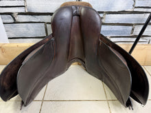 Load image into Gallery viewer, 16” XW Jeffries Close Contact Show/WH Saddle - Brown - Extra Wide