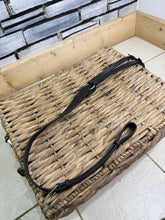 Load image into Gallery viewer, S/H Clip Hunting Breastplate - Full - Brown