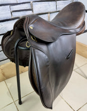 Load image into Gallery viewer, 17” Wide-XW Ideal Apex H&amp;C Cob GP Saddle - Brown
