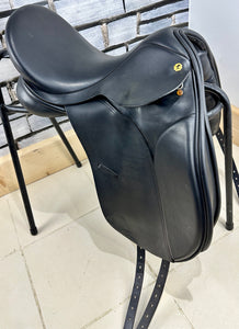 17” MW Excelle Dressage Saddle - Black