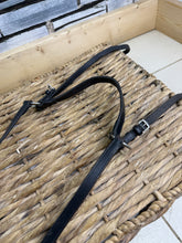 Load image into Gallery viewer, S/H Ascot Hunting Breastplate - Full - Black