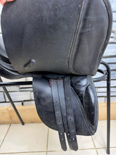 Load image into Gallery viewer, 15” Medium English Leather Pony GP/WH Working Hunter Saddle - Black