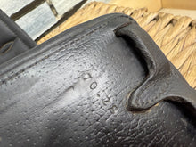Load image into Gallery viewer, S/H 28” Devoucoux Shaped/Padded Short Mono/Dressage Girth