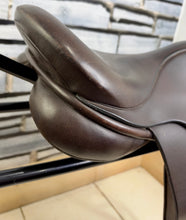 Load image into Gallery viewer, 15” MW Jeffries Falcon Hawk Event Pony GP/Jump Saddle - Brown