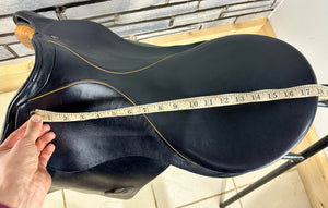 18” MW (Fit 31) Stubben Siegfried Extra GP/Jump Saddle - Black/Tan