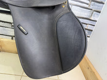 Load image into Gallery viewer, 17” XW/Changeable Gullet Wintec GP Saddle - Black