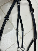 Load image into Gallery viewer, S/H Elasticated Long Bridge Breastplate &amp; Mart -Cob- Black