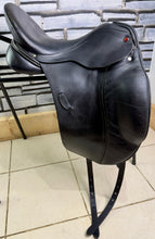 Load image into Gallery viewer, 17” Wide Albion SLK II Ultima LH Dressage Saddle - Adjusta Tree - Black - Flat Tree