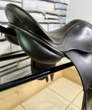 Load image into Gallery viewer, 15” MW Albion Selecta Pony GP Saddle - Brown