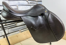 Load image into Gallery viewer, 17 1/2” Medium Black Country Event/GP Saddle - Black