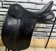 Load image into Gallery viewer, 18” Medium Albion SLK II Adjusta LH Dressage Saddle - Black