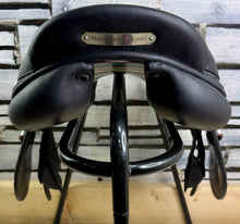 Load image into Gallery viewer, 16 1/2” Wide (AO) Voltaire Palm Beach 2024 Jump Saddle - Black - FIN Panel