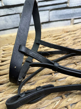 Load image into Gallery viewer, S/H Shetland Hunter Snaffle Bridle - Black - Cob/Full