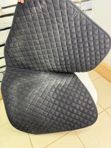 S/H 2 x Shires Cotton Dressage Saddlecloths - Black & White