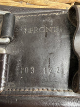Load image into Gallery viewer, S/H 24” Fairfax Anatomic Leather Mono/Short Jumping Stud Girth