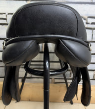 Load image into Gallery viewer, 17” on 16 1/2” Panels Wide Winners Circle GP/Jump Cob Saddle - Black