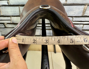 16 1/2” MW Childeric CFSC Monoflap Jump Saddle - Brown
