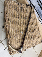 Load image into Gallery viewer, Vintage Ladies Hunt Whip - Antler Hook