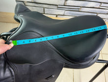 Load image into Gallery viewer, 16” XXW Harry Dabbs Avanti Pony GP Saddle - Black