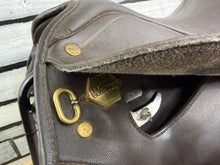 Load image into Gallery viewer, 15” XW Changeable Gullet Wintec Pony GP Saddle - Brown - Flocked