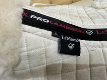 Load image into Gallery viewer, S/H Lemieux Pro Lambskin Wool Half Pad - White - Small