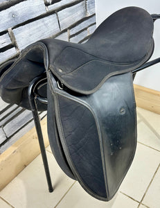 17” Wide Thorowgood Maxam GP Saddle - Black