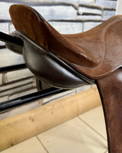 Load image into Gallery viewer, 15” Medium Morris &amp; Nolan WH Working Hunter Saddle - Brown - Suede - Working Hunter