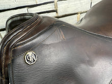 Load image into Gallery viewer, 17” MW Kieffer N. Koof FL Jump Saddle - Brown