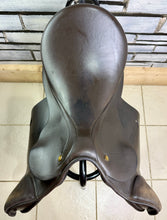 Load image into Gallery viewer, 17” Medium Prestige Appaloosa Hippos GP/Jump Saddle - Brown - All Purpose, XC etc
