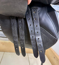 Load image into Gallery viewer, 15” MW Ideal Pony GP/Jump Saddle - Black
