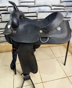 15” Wintec Western Saddle - Black