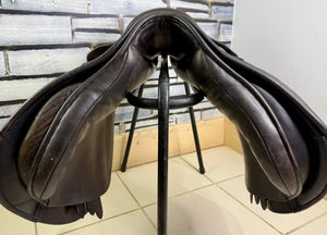 17 1/2” Medium Black Country Event/GP Saddle - Black