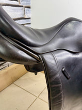 Load image into Gallery viewer, 17” Wide Native Pony/Comfort Saddles WH Saddle - Black