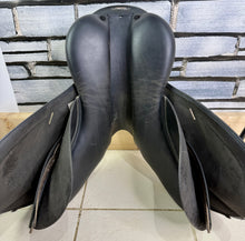 Load image into Gallery viewer, 17” MW Tekna GP/Jump Saddle - Black