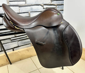 17” Wide Ideal Apex GP Saddle - Brown