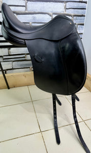 16 1/2” MW Farrington Centreline Dressage Saddle - Black