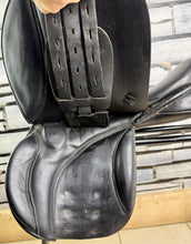 Load image into Gallery viewer, 15 1/2” MW Morris &amp; Nolan English Pony GP Saddle - Black