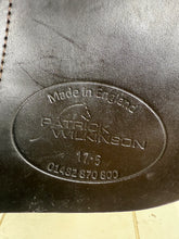 Load image into Gallery viewer, 17 1/2” MW Patrick Wilkinson VSD/WH Saddle - Brown