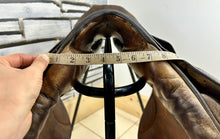 Load image into Gallery viewer, 17 1/2” MN (Fit 27) Stubben Siegfried CS Biomex Jump Saddle - Brown