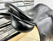 Load image into Gallery viewer, 17 1/2” Wide Symmonds Designer GP Saddle - Black
