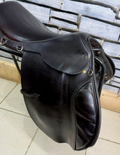Load image into Gallery viewer, 17” Medium Morris &amp; Nolan Close Contact Jumping Saddle - Brown