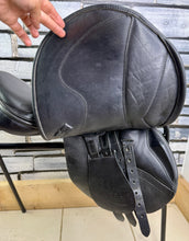 Load image into Gallery viewer, 15” MW Ideal Pony GP/Jump Saddle - Black