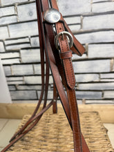 Load image into Gallery viewer, S/H Western Headstall/Bridle &amp; Reins - Brown - Full