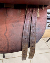 Load image into Gallery viewer, 17” Futurity Full Tree Racing Saddle - Tan - Soft Foam Panels