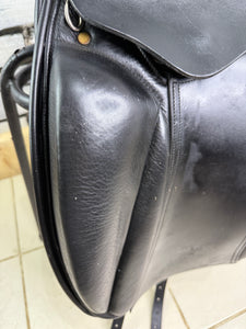 17 1/2” Medium Heritage Yin-Yang Dressage Saddle - Black