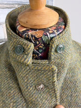 Load image into Gallery viewer, Ladies Vintage Tweed Hunt Coat/Jacket - Size 36/Ladies 12