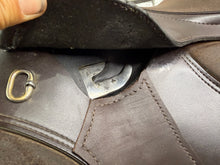 Load image into Gallery viewer, 15” MW Changeable Gullet Thorowgood Pony Club GP Saddle - Brown - Flocked