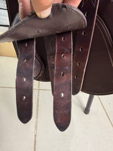 Load image into Gallery viewer, 16” M/Changeable Gullet Whitaker Barnsley Pony Jump Saddle - Brown