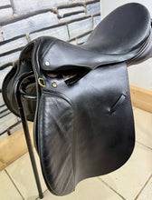Load image into Gallery viewer, 17 1/2” Wide Greyfriers Saddle Company English GP Saddle - Brown